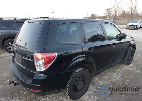 2010 Subaru Forester 2.5X из США, поврежденный, VIN JF2SH6AC4AG708422